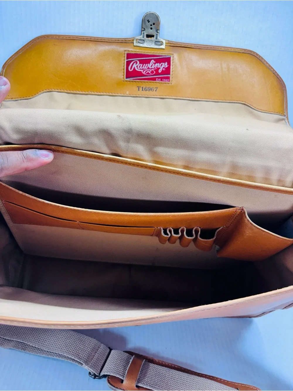 Rawlings Baseball Glove Bag Briefcase Leather  Carry-On  Travel Tan Vintage